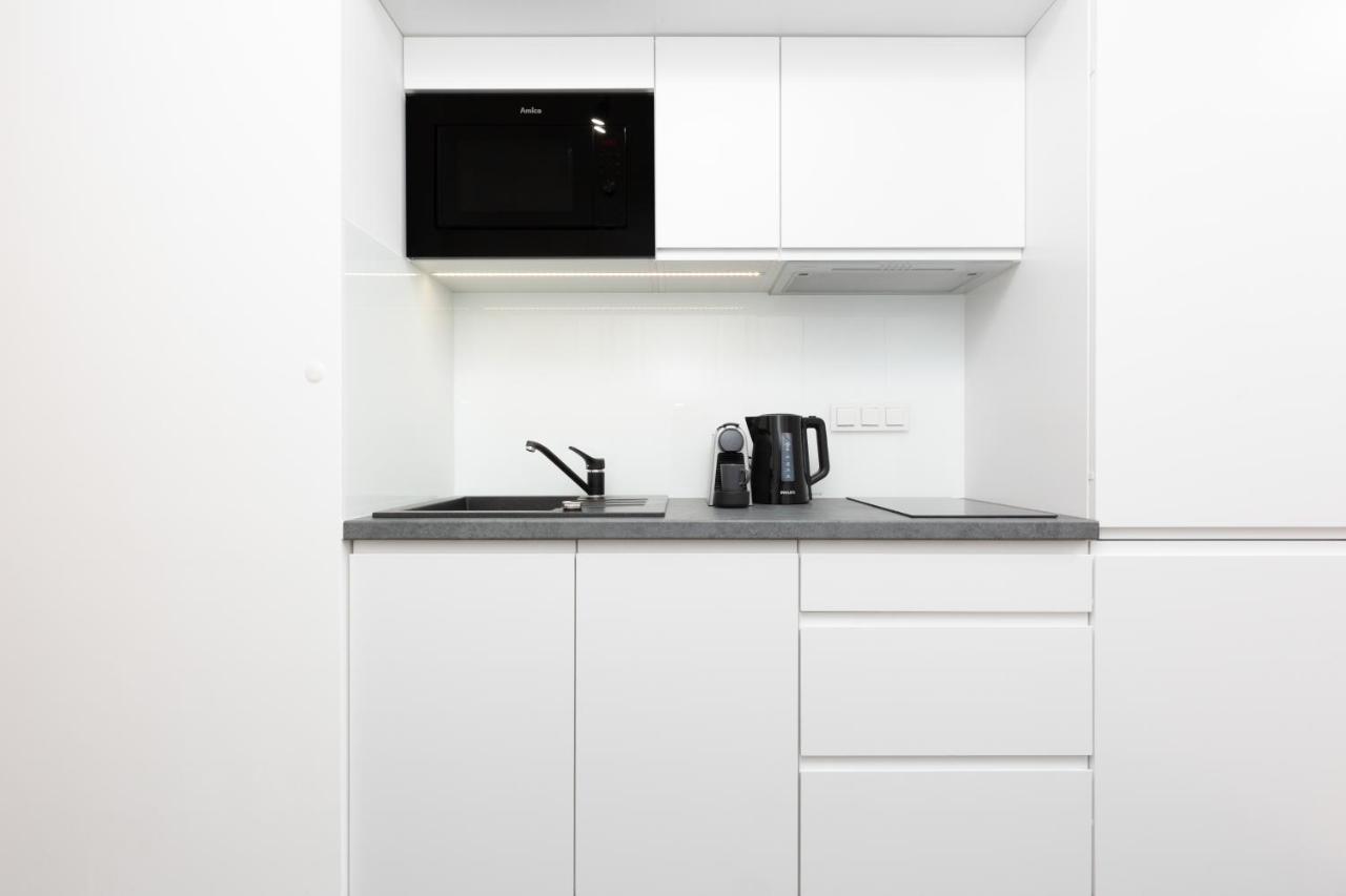 Elegancki Apartment Z Parkingiem By Noclegi Renters Warszawa Exteriör bild