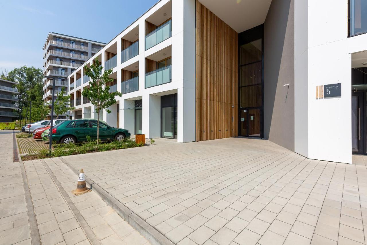 Elegancki Apartment Z Parkingiem By Noclegi Renters Warszawa Exteriör bild